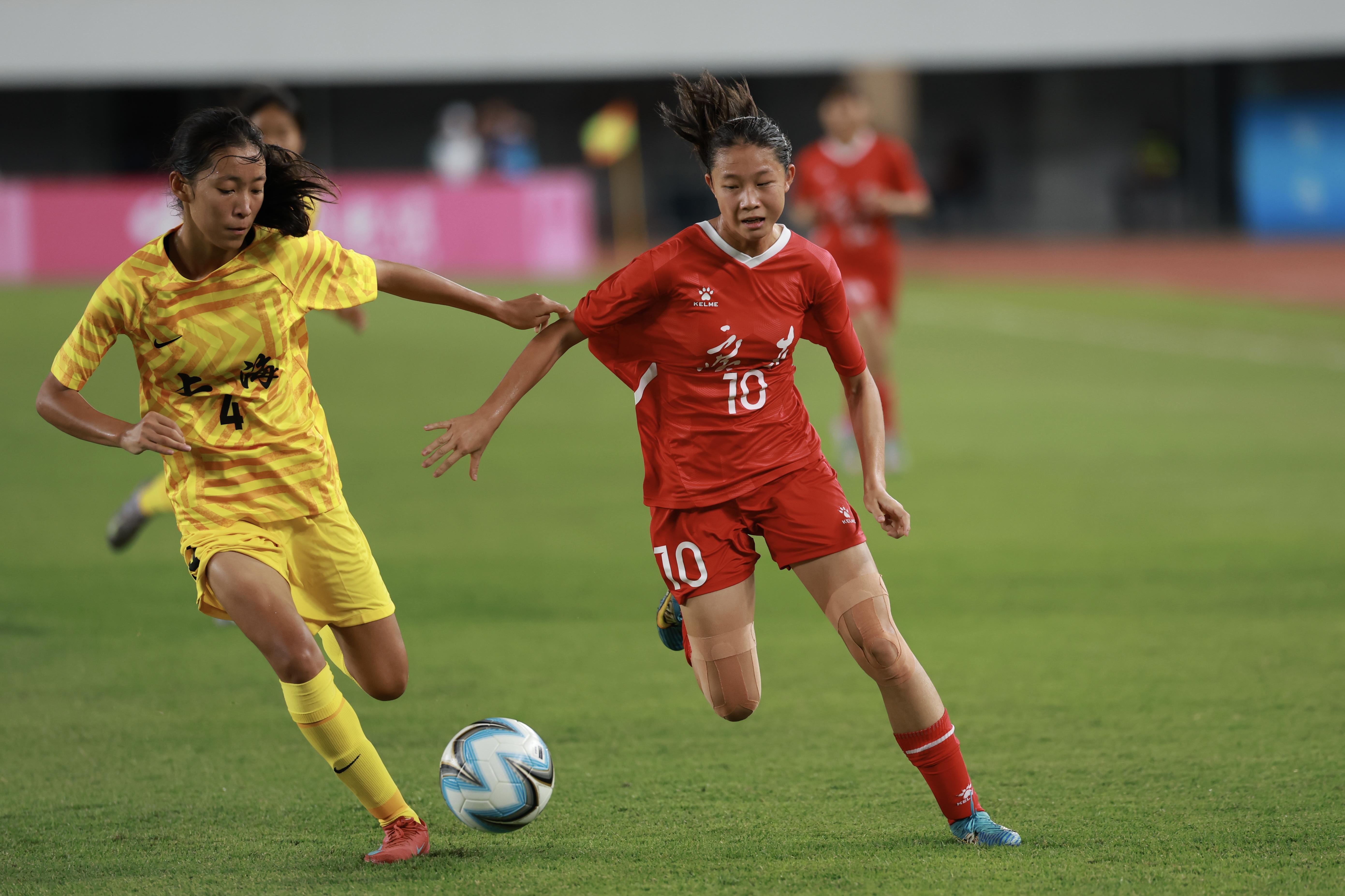 中国女足选手荣获最佳射手奖 中国女足选手荣获最佳射手奖