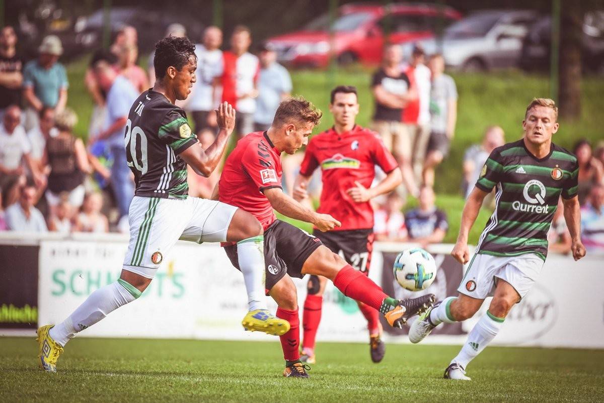 AYX体育赛事-关于弗赖堡主场豪胜，继续领跑积分榜的信息