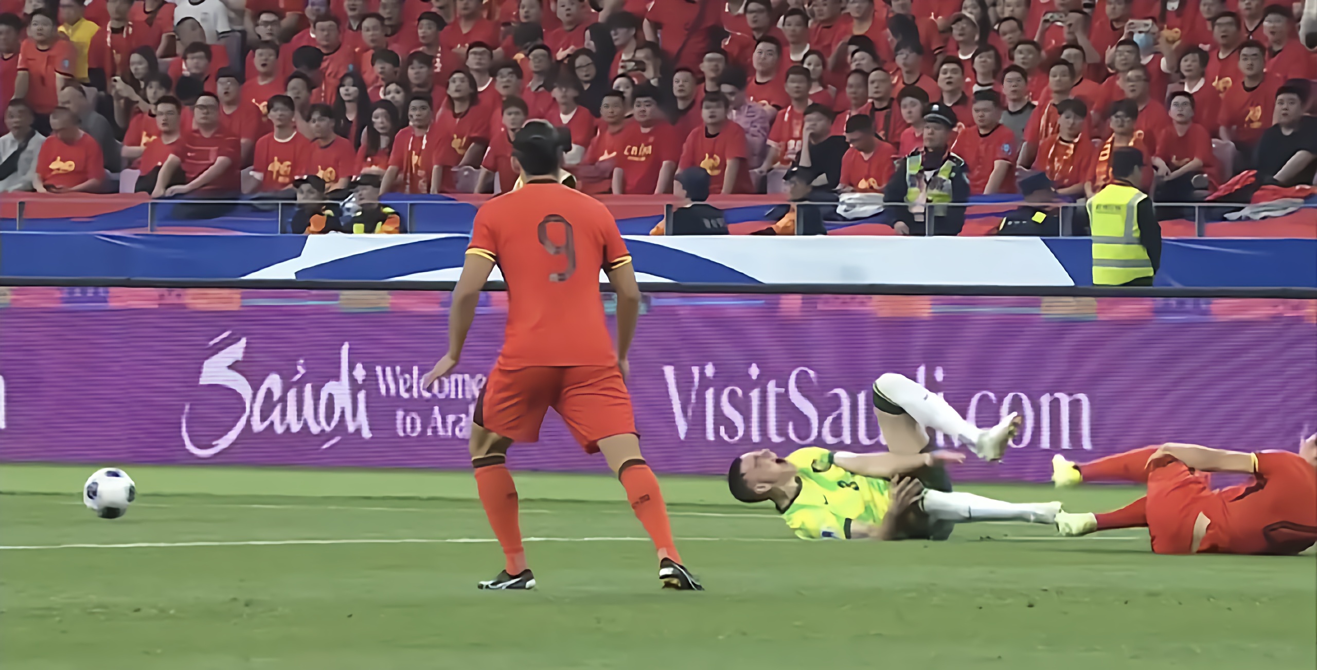 爱游戏体育官网-关于体育赛事频繁上演，胜负悬念令人期待的信息