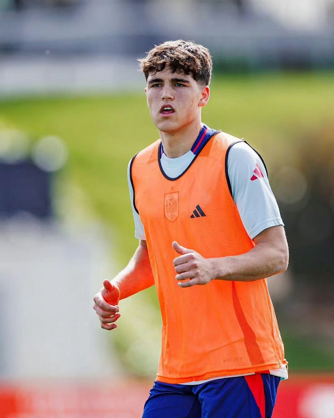 哥伦比亚翻盘美国，加维扛起全队