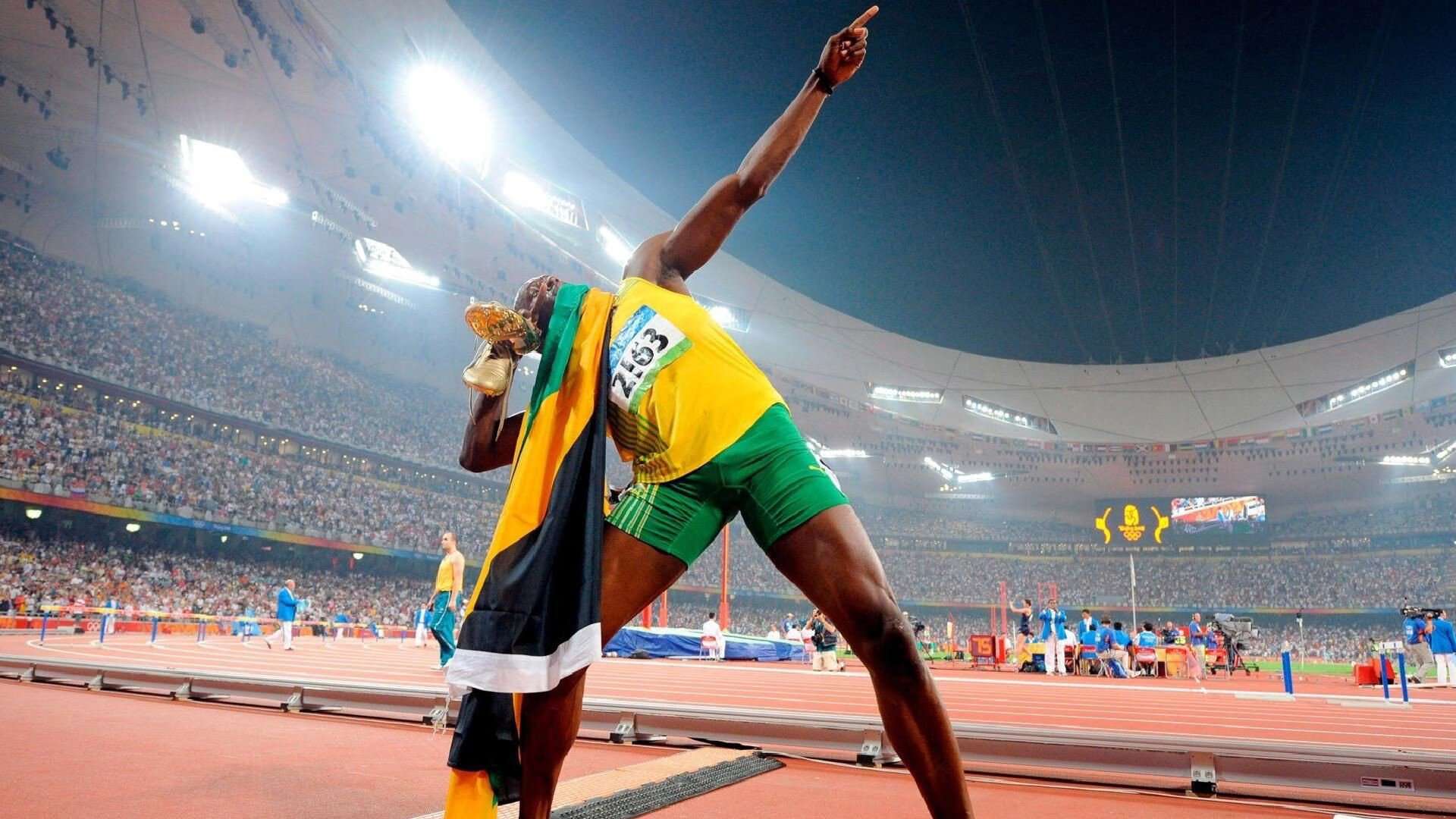 爱游戏官网-切特·霍姆格伦，湖人对阵尼克斯一役，全场最佳无争议的现代篮球答案