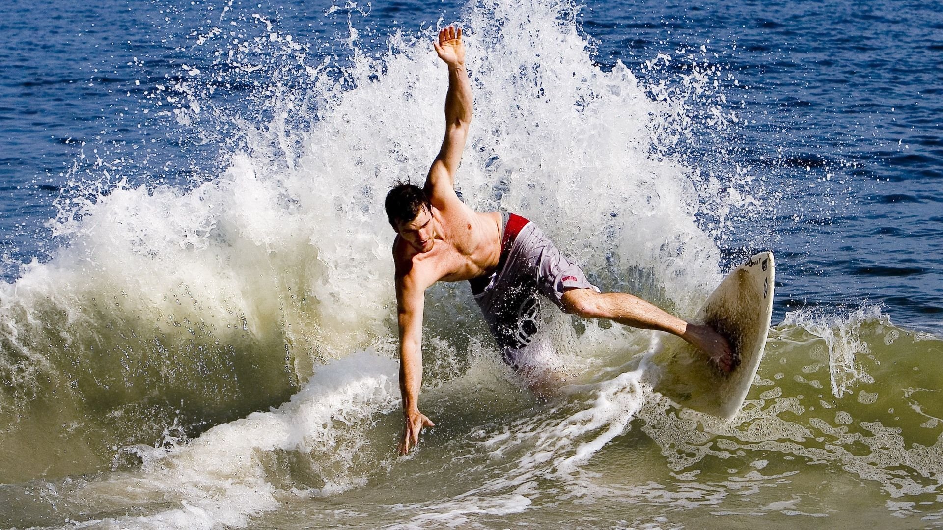 北欧寒冰与巴尔干火焰的碰撞，卡塞米罗一锤定音，改写欧陆足球版图