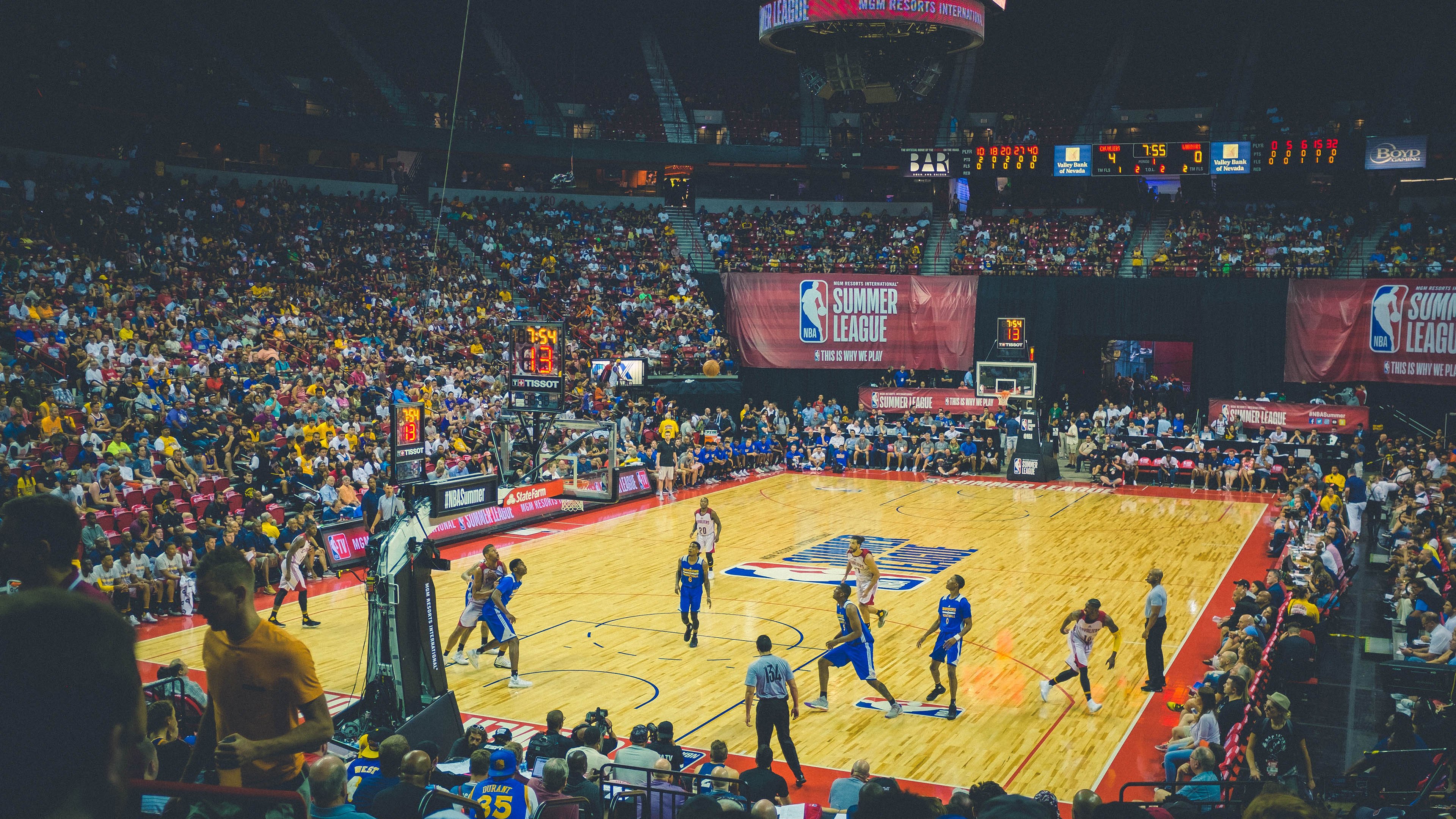 总决赛之夜，托尼的巨星时刻